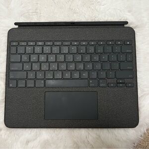 Logitech Combo Touch Keyboard Case in Charcoal